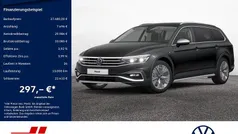 Grau / mangangrau (metallic) Gebraucht 2023 VW Passat Alltrack Kombi | 37.480 € (Fairer Preis)