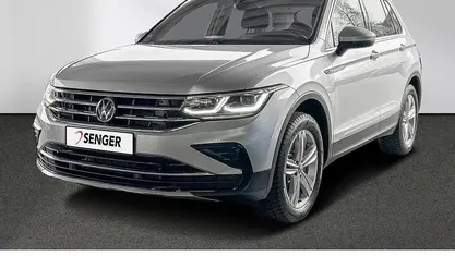 Gebraucht VW Tiguan Elegance 200 PS (147 kW) 2024 Reflexsilber SUV