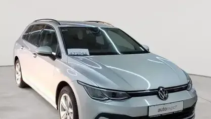 Gebraucht VW Golf VIII Life 116 PS (85 kW) 2022 Reflexsilber metallic Kombi