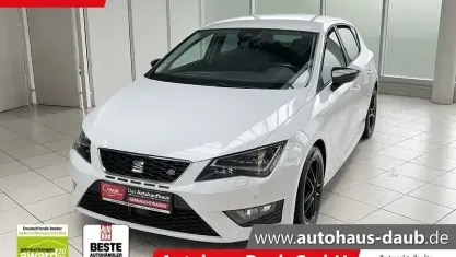 Gebraucht Seat Leon FR 180 PS (132 kW) 2016 "nevada" weiss Limousine