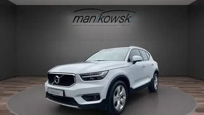 Usata Volvo XC40 Momentum 129 CV (94 kW) 2020 Bianco SUV