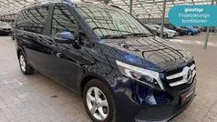 Blau Gebraucht 2021 Mercedes V250 Edition Van / Kleinbus | 45.890 € (Fairer Preis)