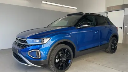 Neu VW T-Roc IQ Drive 150 PS (110 kW) 2025 [5za1] ravenna blau metallic / dach schwarz SUV