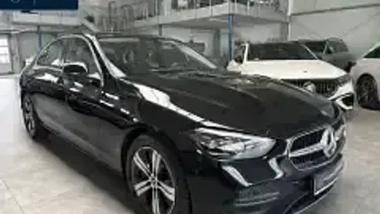 Gebraucht Mercedes C300 Avantgarde 265 PS (194 kW) 2025 Schwarz Limousine