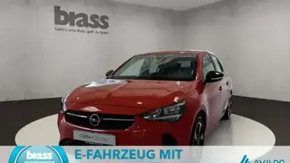 Gebraucht Opel Corsa-e Edition 100 kW (136 PS) 2021 Power orange / dynamik orange Kleinwagen