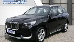 Schwarz Neu 2025 BMW iX1 SUV | 48.900 € (Fairer Preis)
