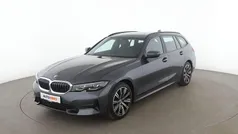 Grau Gebraucht 2022 BMW 318 Sport Line Kombi | 30.660 € (Fairer Preis)