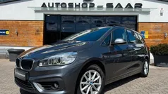 Grau Gebraucht 2015 BMW 218 Advantage Kombi | 9.800 € (Etwas zu teuer)