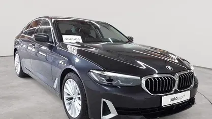 Gebraucht BMW 520 Luxury Line 190 PS (139 kW) 2022 Sophistograu brillanteffekt metallic Limousine