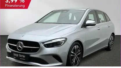 Second-hand Mercedes B200 Advanced 163 CP (119 kW) 2025 Argintiu Monovolum