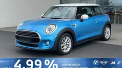 Electric blue ll metallic Gebraucht 2019 Mini Cooper D Pepper Kleinwagen | 14.150 € (Guter Preis)