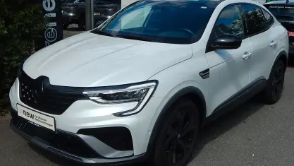 Gebraucht Renault Arkana Engineered 143 PS (105 kW) 2023 Weiß SUV