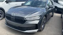 Gebraucht 2025 Skoda Superb SportLine Kombi | 48.445 € (Fairer Preis)