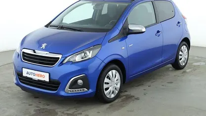 Occasion Peugeot 108 Style 72 PK (52 kW) 2021 Blauw Sedan