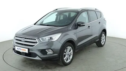 Grau Gebraucht 2017 Ford Kuga Titanium SUV | 13.100 € (Fairer Preis)