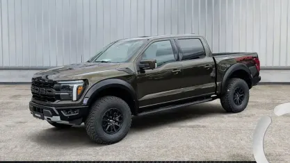 Neu Ford F-150 Raptor 455 PS (334 kW) 2026 Grün Pickup