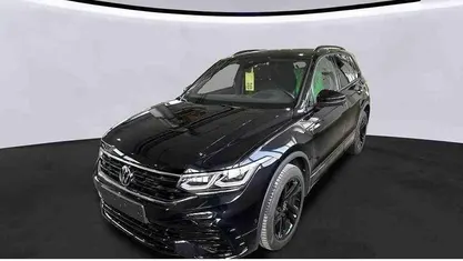 Usata VW Tiguan R-line 200 CV (147 kW) 2023 Nero SUV