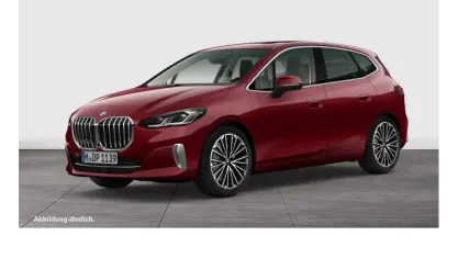 Gebraucht BMW 223 Active Tourer Luxury Line 204 PS (150 kW) 2023 Rot Van / Kleinbus