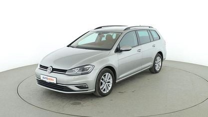 Gebraucht VW Golf VII Comfortline 116 PS (85 kW) 2018 Grau Kombi