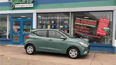 Mangrove green met Gebraucht 2024 Hyundai i10 Comfort Kleinwagen | 16.490 € (Fairer Preis)