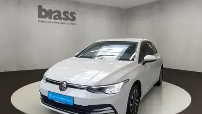 Gebraucht VW Golf VIII Active 116 PS (85 kW) 2022 Pure white Limousine