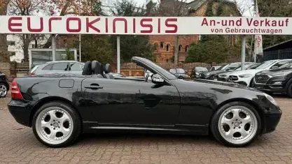 Gebraucht Mercedes SLK230 197 PS (144 kW) 2000 Schwarz Cabrio