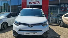 Weiß Gebraucht 2023 Toyota Proace City Van | 28.400 € (Guter Preis)