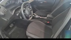 Schwarz Gebraucht 2021 Peugeot e-208 Active Kleinwagen | 15.388 € (Fairer Preis)