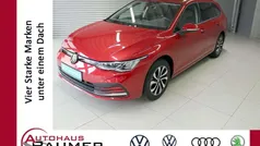 Rot Gebraucht 2023 VW Golf VIII Active Kombi | 23.700 € (Guter Preis)
