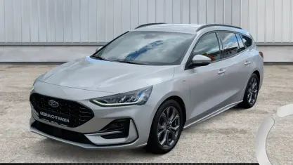 Gebraucht Ford Focus ST-Line X 155 PS (114 kW) 2023 Silber Kombi