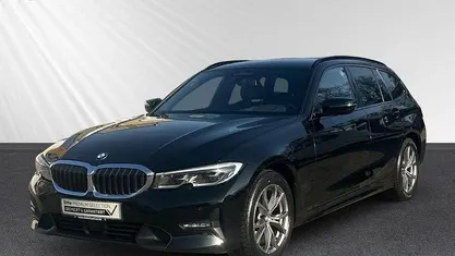 Schwarz ii Gebraucht 2021 BMW 320 Sport Line Kombi | 22.990 € (Fairer Preis)