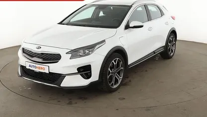 Gebraucht Kia XCeed Spirit 141 PS (103 kW) 2021 Weiß SUV