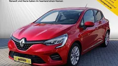 Rot Gebraucht 2020 Renault Clio V Experience Limousine | 11.950 € (Fairer Preis)