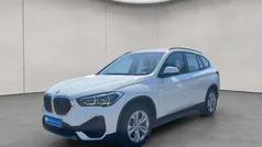 Alpinweiss iii Gebraucht 2021 BMW X1 Advantage SUV | 24.990 € (Fairer Preis)