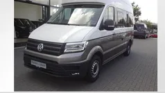 Candyweiß/mojave beige metallic Gebraucht 2024 VW California California Van | 68.890 € (Fairer Preis)