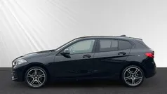 Schwarz Gebraucht 2022 BMW 118 Advantage Kleinwagen | 21.490 € (Fairer Preis)
