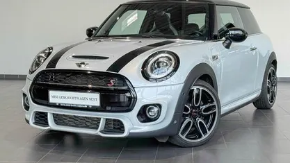 White silver (weiss) Gebraucht 2021 Mini John Cooper Works Kleinwagen | 23.900 € (Fairer Preis)