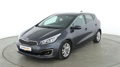 Grau Gebraucht 2018 Kia Ceed Spirit Kleinwagen | 14.650 € (Fairer Preis)