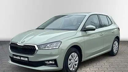 Neu Skoda Fabia Essence 95 PS (69 kW) 2026 Grün Kleinwagen