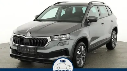 Gebraucht 2025 Skoda Karoq Selection SUV | 33.995 € (Fairer Preis)