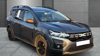 Gebraucht 2025 Dacia Jogger Extreme Van / Kleinbus | 24.940 € (Fairer Preis)