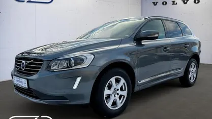 Grau Gebraucht 2016 Volvo XC60 Summum SUV | 17.650 € (Etwas zu teuer)
