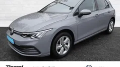 Gebraucht 2022 VW Golf VIII Life Limousine | 21.890 € (Fairer Preis)