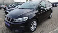 Schwarz Gebraucht 2023 VW Touran Comfortline Van / Kleinbus | 31.980 € (Fairer Preis)