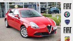 Rot Gebraucht 2017 Alfa Romeo Giulietta Kleinwagen | 11.990 € (Fairer Preis)
