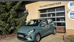 Vibrant blue meineraleffekt Neu 2025 Hyundai i10 Kleinwagen | 16.480 € (Guter Preis)