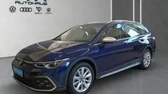 Atlantik blue metallic Gebraucht 2023 VW Golf Alltrack Kombi | 31.685 € (Fairer Preis)