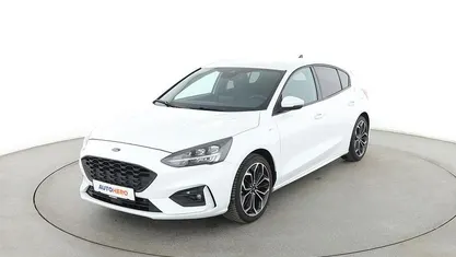 Gebraucht Ford Focus ST-Line 125 PS (91 kW) 2022 Weiß Limousine