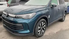 Nightshade blue metallic Neu 2025 VW Tiguan Life SUV | 41.445 € (Fairer Preis)