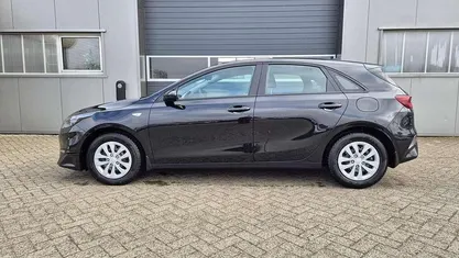 Gebraucht 2025 Kia Ceed Vision Kleinwagen | 22.990 € (Fairer Preis)